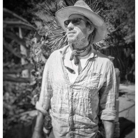 Meet your Posher, Lj - Picture 1 of 1